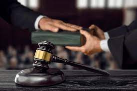 شهادت دروغ، جرمی است که به بنیان‌های عدالت و اعتماد عمومی آسیب می‌رساند